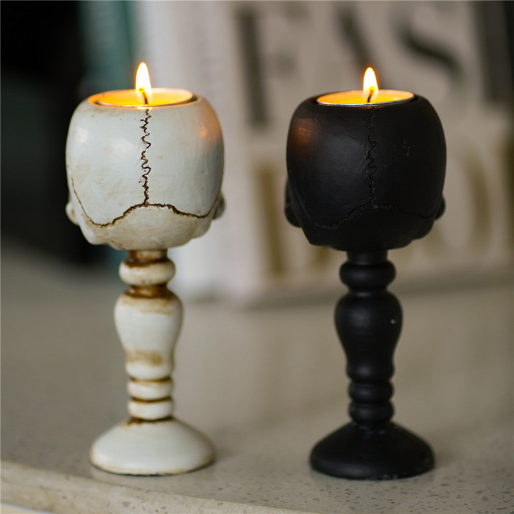 Gothic Skull Halloween Decoration – Spooky Tabletop Ornament